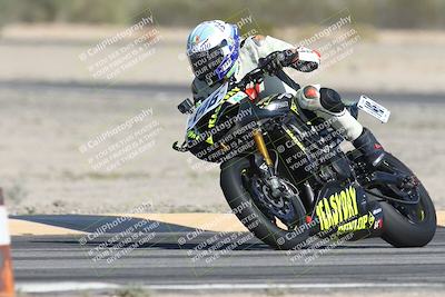 media/Oct-30-2025-Racers Edge (Thu) [[dabbdaf680]]/2-A Group/Session 2 (Turn 5)/